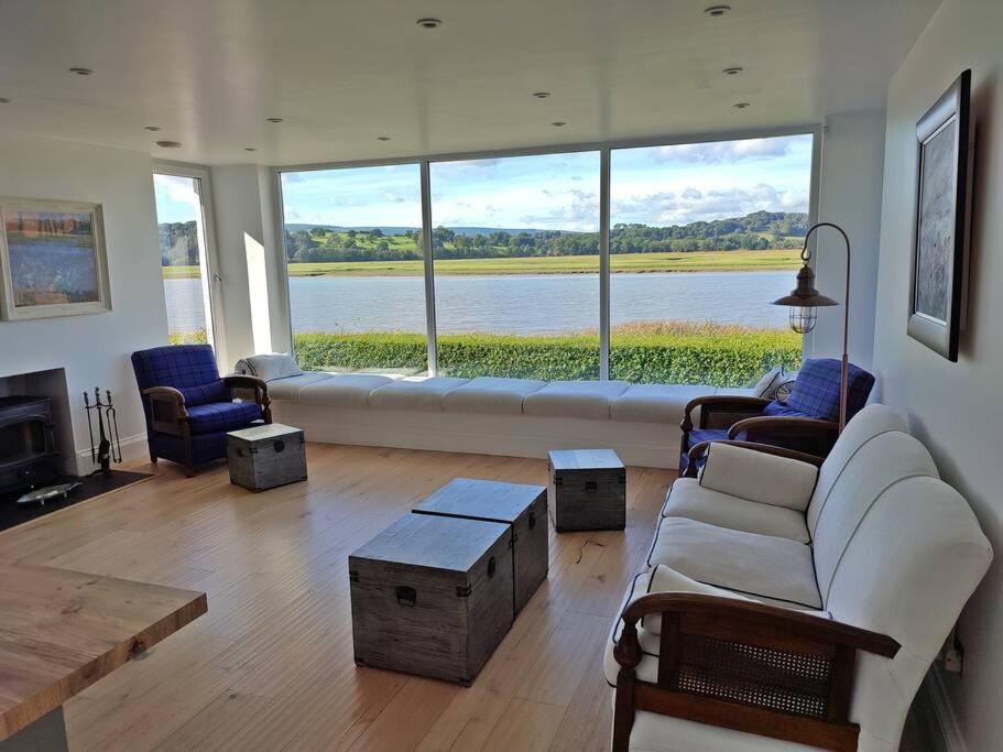 Shorepark - Waterfront Cottage With Stunning Views Dumfries Kültér fotó